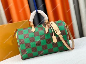 Speedyys P9 40 Designer Mens Crossbody Bag Lage Counter Bag 7a عالي الجودة Damier Pop Canvas Leather Men Luggage حقيبة يد N40579