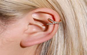Punhos de orelhas cristalinas de arremesso de cristal solteirão Única malha de osso de ouvido dourado sem piercing Europa Europa Trendy Lady Geométrica Clips de cobre Brincos S3375505