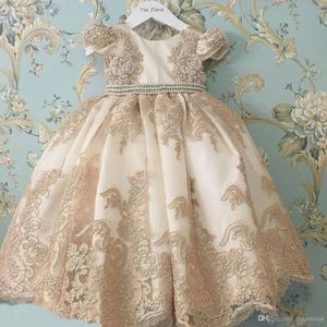 Vintage Flower Girl Dresses Jewel Neck Short Sleeve Lace Appliqued Pageant Dress Little Baby Gowns for Communion Boho Wedding 274G