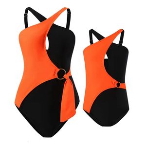 Mother Daughter Matching Swimsuits One-Piece Family Set Mommy and Me Bikini Dresses Clothes Fashion Women Girls Swimwear 240507