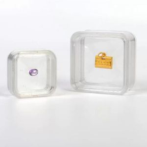 100st 55x55mm Transparent Floating Display Case Earring Gems Ring Smyckesupphängning Förpackning Box Pet Membrane Stand Holder GG021246103