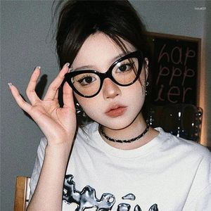 Sunglasses Vintage Cat Eye Anti-Blue Light Glasses Classic Retro Triangle Frame Women Computer Gaming Eyeglasses Plain Glass Spectacles