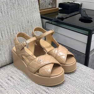 Designer sandals Soft leather sandals Luxury bag Heel shoes Women's platform Party sandals Party sandals