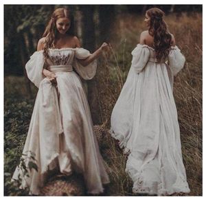 Bohemian Wedding Dress Sexy Off Shoulder Puff Long Sleeve Bridal Gowns Beach Court Train Rustic Country Wedding Gowns BC31296057961