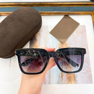 Designer Mode Sonnenbrille Sonnenschildbrillen Kopf Verbundmetall Optisch Rahmen Klassische Luxus gesungene Mädchen für Männer Frauen TF952 Größe 55-140