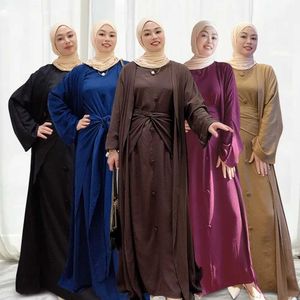 Roupas étnicas High Quty Turkish Dubai Vestido Tradicional Muslim Sólido Conjunto de Pijas T240510