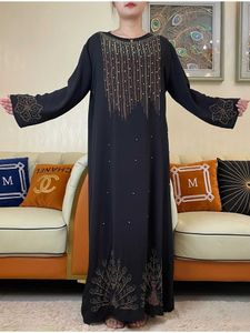 Etniska kläder 2022 Hösten Abaya muslimsk kvinna lång slve klänning Ramadan bön diamanter kaftan arabiska islamiska kläder mantel marockansk kaftan t240510