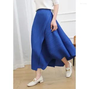 Skirts GGHK Solid Color Pleated Skirt 2024 Autumn Women's Clothing Fashion Irregular Half-body Japanese Aesthetic