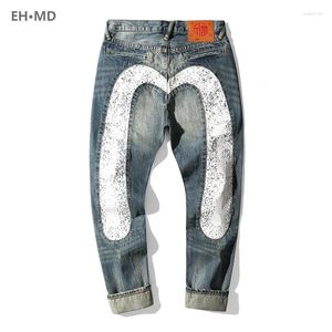 Jeans maschi giapponese giapponese ricamato a mano in cotone dritto dritto dritta hip-hop sottili orecchie rosse mostrano pantaloni sottili blu mdevil