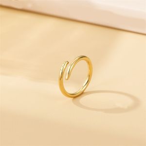 Tırnak Ring Tasarımcı Kadın İçin Lüks Elmas Yüzük 18k Kaplamalı Altın Moissanit Aşk Nişan Yüzüğü Twisted Vintage Love Ring Pırlanta Düğün Hediyeleri ZL015 C4