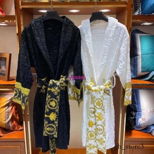 medusas designer Velvet robe baroque Fashion pajamas Mens Women Letter jacquard printing Barocco print sleeves Shawl collar Pocket belt 100% cotton2023 370