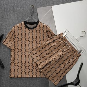 Summer Fashion Mens Designer Tshirts Tshirts Suits Suits swobodne oddychanie letnie garnitury szorty szorty man tee na zewnątrz odzież sportowa wysoka kwalifikacja