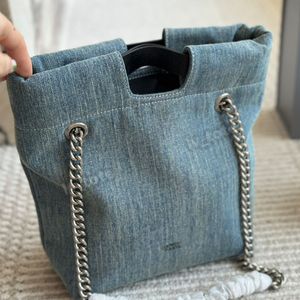 Toppdesigner för kvinnors väskor Krossar liten denimkedja tygväska Lady Luxury Handväska läderplånbokväska