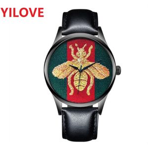 Montre de Luxe Женская женская мужская пчела змея Tiger Watch 40 мм 45 -миллиметровый кварцевый импорт импортированные часы мода высококачественная подарочная водонепроницаемая бизнес 269r