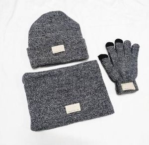 Yeni Tasarımcılar Şapkalar Eşarplar Eldiven Setleri Moda Eşarp Eldivenleri Beanie Soğuk Hava Aksesuarları Kaşmir Hediye Setleri Erkekler için Kadınlar0394688261