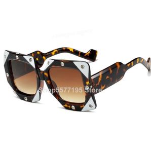 Occhiali da sole 2021 Big Frame Square Diamond Women Men Vintage Oversize Sun Glasses Female Male Shades8598858