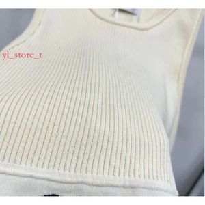 Damskie topy z uprawą T-shirt Bra Cotton-Blend Tank Top Shorts Designer Joga Suit Fitness Sports Fitness Bra Mini stroje