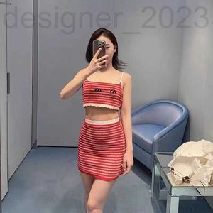 Two Piece Dress Designer 24 Summer Contrast Red and White Stripe Letter Short Fashionable Sling Tank Top Half Skirt Knitted Two Piece Set 2VPW