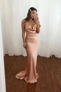 Elegant långrosa satin veckade aftonklänningar sjöjungfru Cowl Neck Spaghetti-remmar svep Train Criss-Cross Back Prom Dresses for Women