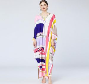 Women039s Runway Dresses Sexy V Neck Long Sleeves Printed High Street Fashion Split Loose Designer Autumn Robes2747555