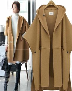 Elegant Winter Woolen Cape Coat Women039s Bat Sleeve Wool Jackets Casual Split Streetwear Hooded Luxury Overrock Plus Size LJ207674227