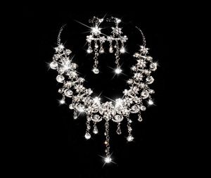 Sparkly Bling Crystals Diamond Halsbandsmycken sätter brudörhängen Rhinestone Crystal Party Wedding Accessories1633050