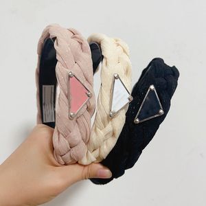 Retro Style Designer Inverted Triangle Letter Headbands Leather Knit Hair bands For Girl Brand Elastic P-Letter Headband Head Wrap Hair Accessory