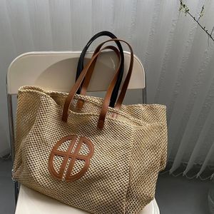 Plażetowa warta torby mody wiklinowe torba na ramię dla kobiet luksusowa torebka monety i torebka na ramię 240430