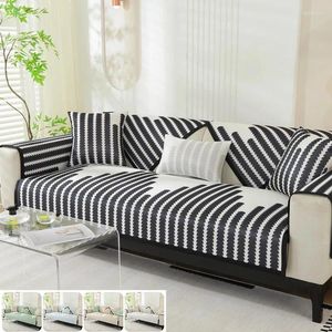 Krzesło Covers Ice Sofa Cover Cool Feeling Feeling Non-Slip Mat Summer Universal Couch Poduszka do salonu sofy do mycia sofy schyłkowe