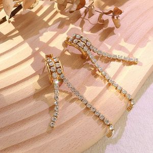 2024 örhängen pärla brud örhänge designer mode barock örhängen för kvinna älskar silver guld geometrisk stud snögubbe lyxsmycken hoop kvinnor studs designers