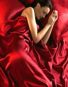 Conjunto de cama de cetim Size queen tamanho de seda vermelha de luxo lençol de cama com faixa elástica lençóis e travesseiros