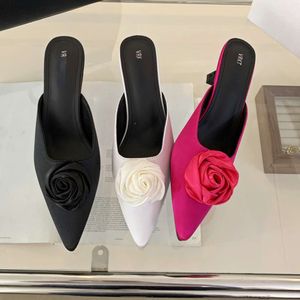 Tacchi con slingback floreale seta puntata pompe di punta sandali eleganti muli a basso tacco fiordini da donna