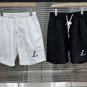 Designer Summer Men's Trend Alfabeto Bordado Moda Loose Shorts de alta qualidade Casual Secagem Piscina de secagem ao ar livre calças de praia Asiático L-5xl