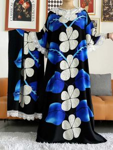 Ethnische Kleidung 2024 Neue afrikanische Frauen Dashiki Kleid Kaftan Abaya Sommer kurzer Slve Dess gedruckt florale losen Frauen lässige Robe mit großem Schal T240510