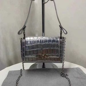 Viviane Westwood Bag pod pachą jedno ramieniem torba z krokodylem Wzór modny proste małe kwadratowe torby niszowe crossbody dla kobiet 240123 240511