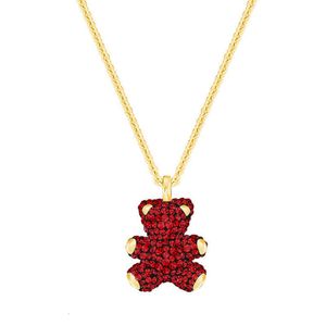 Swarovski Designer Schmuck Anhänger Halsketten Pink Red Full Diamond Teddybären Halskette für Frauen Schlucken Elemente Kristallkragenkette für Frauen