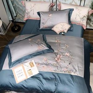 Bedding Sets 43 Style Flowers Embroidered Gray Blue Duvet Cover Set 600TC Egyptian Cotton 4Pcs Bed Sheet Pillowcase