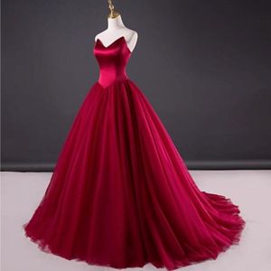 Proste vintage ciemnoczerwone gotyckie sukienki ślubne gorset z tyłu satynowy tiul kobiety vintage nie biała sukienki ślubne z kolorem na zamówienie 302S