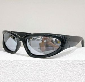 Womens Sports Swift Oval Sunglasses BB0157S black frame mirror lens UV400 Protection8580362