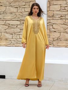 Ethnic Clothing Eid Ramadan Muslim Dress Women V Neck Beading Dubai Party Dresses Arabic Kaftan Vestidos Largos Maxi Prayer Abayas 2024