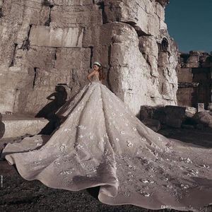 Glamorous Luxury Dubai Arabic Ball Gown Wedding Dresses Lace Long Sleeves 3D Flower Applicants Chapel Gown Beading Bridal Gowns Vestido 205b