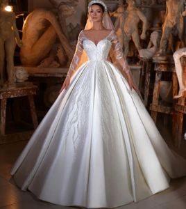 2024 Suknie ślubne Satin Princess Wedding Cears Koraliki Długie iluzja Sleeve Bride Suknie wiejskie sukienka ślubna Vestido de novia szata Mariee