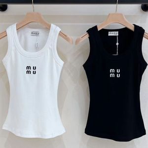 Womens Tank Top Designer Luxury Brodery Vest Sleeveless Camis Pure Cotton Fashionable Sticked Camisole Tees Pullover Womens Sport Tops Summer