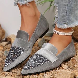 Lässige Schuhe Bling Speced Toe Women Flats Laafers Sommerkleid flach 2024 Designer Wildleder Walking Sandalen Retro Mujer Zapatos