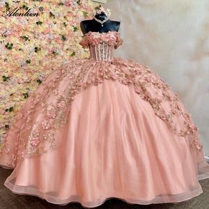 New Vintage Beaded 3D Flowers Embroidery Appliques Puffy Ball Gown Quinceanera Dresses Chapel Train Short Sleeves Evening Dresses Party Pageant Birthday Gowns