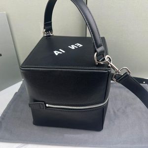 10A Fashion Square Handbag Bag Bag Crossbody Fashion Cowwhide حقائب عالية الجودة محفظة الكتف محفظة سستة الإغلاق الزهر القابل للإزالة H hgiu