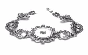 2020 New Love Hearts Charms Rhinestone Bracelet Snap Snap Bracelet 1820mm Fit 18mm Snap Button para Snaps DIY jóias SZ04729188821