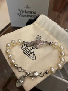 Designer Tiktok Hot Sale Westwood Pearl Pink Diamond Saturn Bracelet Fashion Moda de ponta de mão Hight