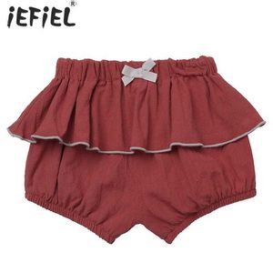 Shorts baby flicka veckade spets shorts lämpliga för nyfödda och små barn ny sommarbåge blöja lämplig för baby pp shorts 6m-3t D240510