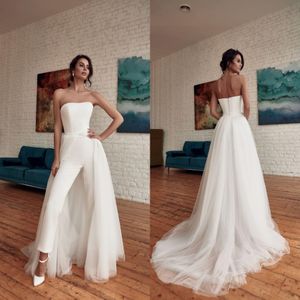 Mode einzigartige einfache Plus -Größe Overalls Hochzeitskleid Brautkleider mit abnehmbarem Zug trägerloser Knöchellänge Formaler Jumpsuit D 271W